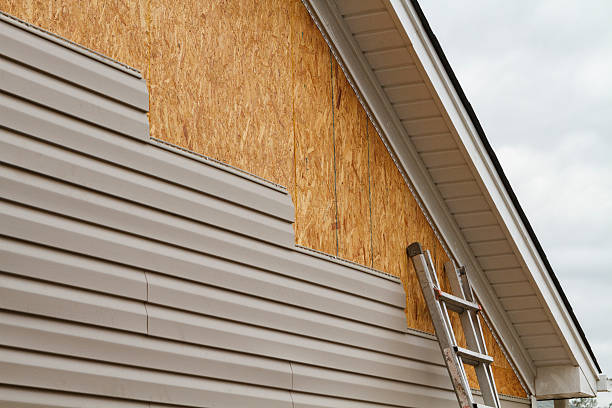 24/7 Emergency Storm Damage Siding Repair experts in Oakland Mills, PA